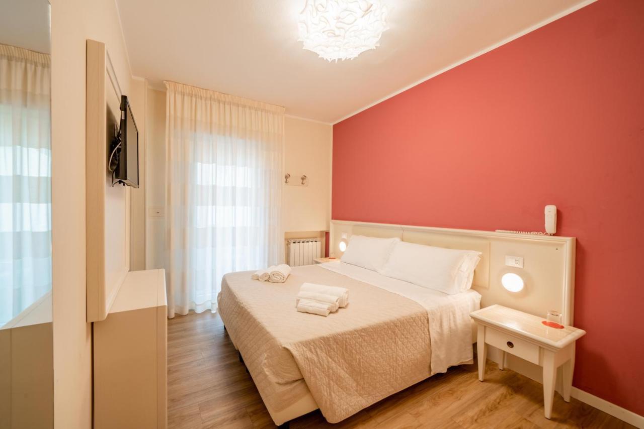 Hotel Orchidea تّشيرفييا المظهر الخارجي الصورة