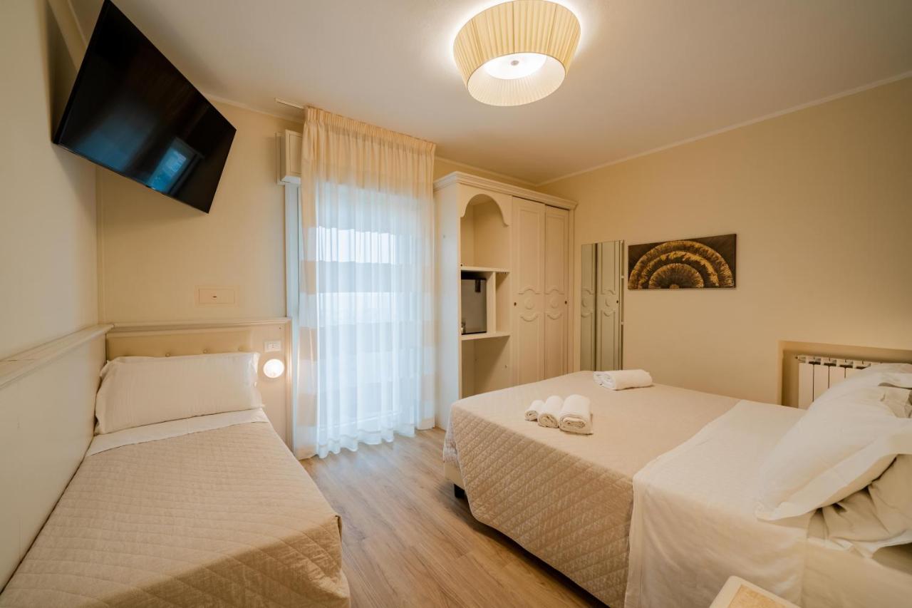 Hotel Orchidea تّشيرفييا المظهر الخارجي الصورة